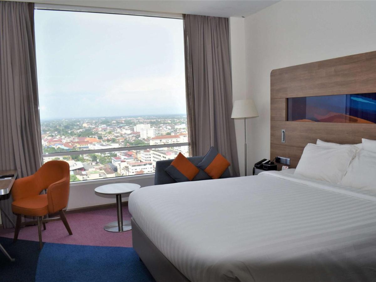 Novotel Taiping Luaran gambar