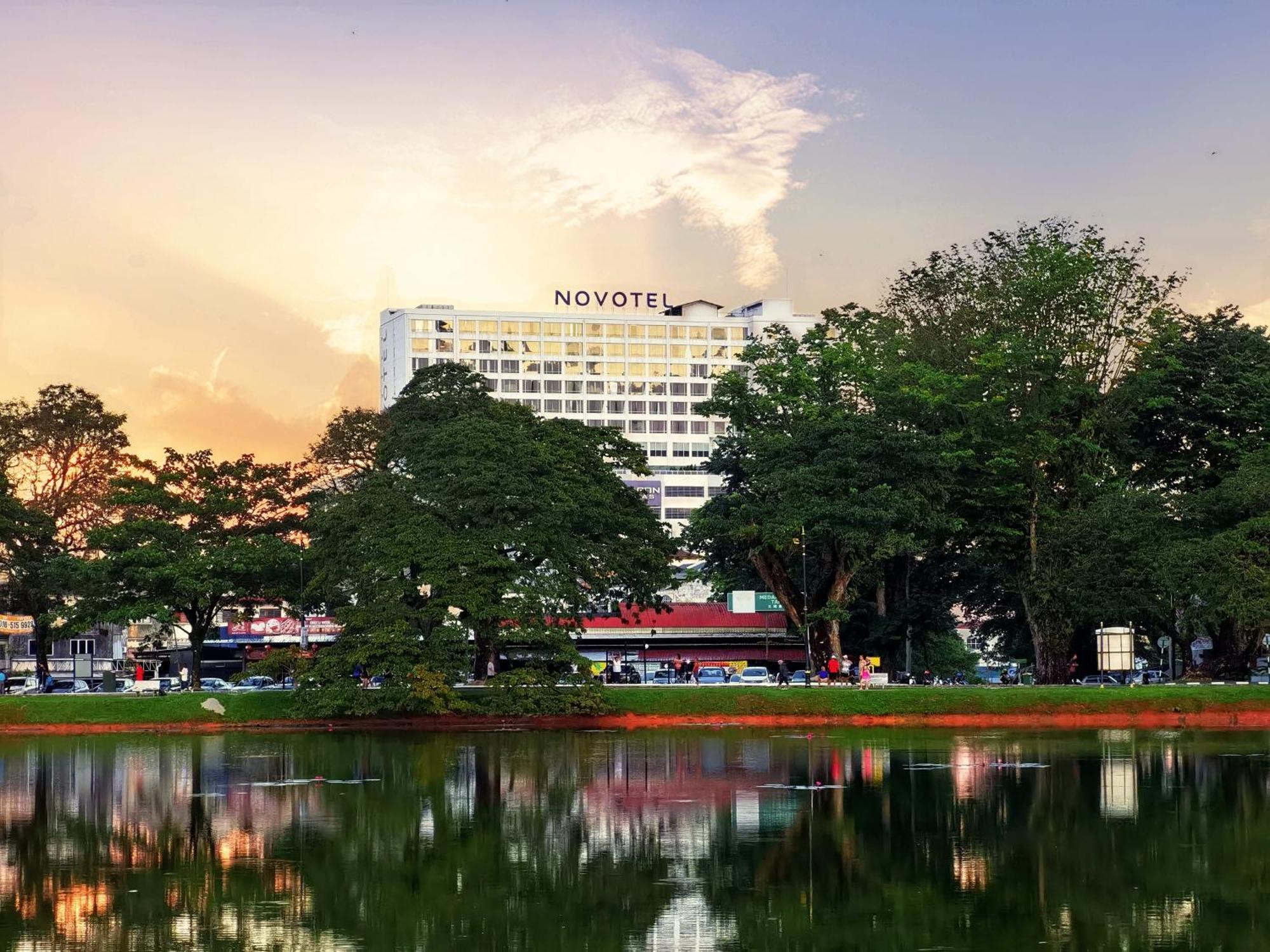 Novotel Taiping Luaran gambar